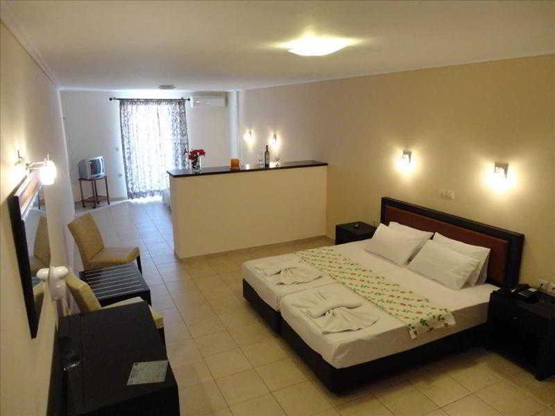 Konstantin Beach Hotel Zakynthos Island Exterior photo